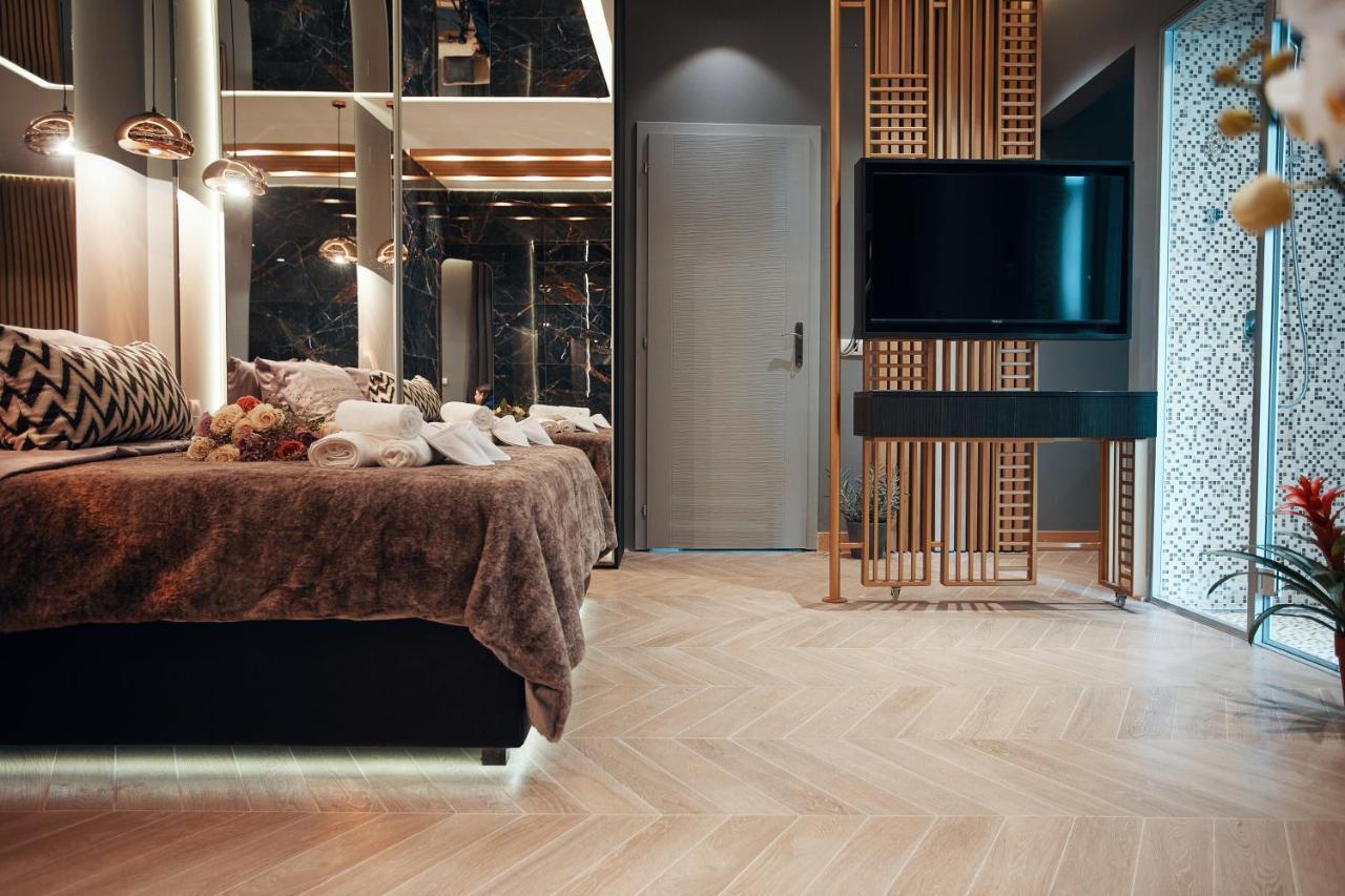 Monza Mirror Apartment Kikinda Εξωτερικό φωτογραφία